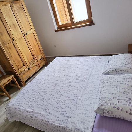 Holiday Homes Sintija Kampor Εξωτερικό φωτογραφία