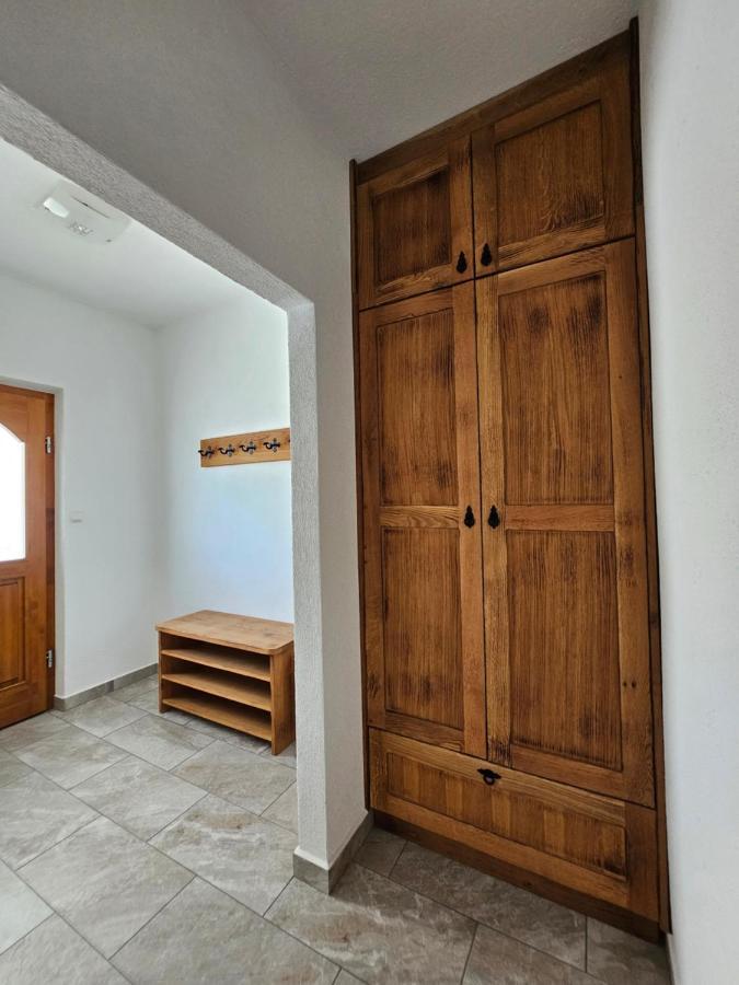 Holiday Homes Sintija Kampor Εξωτερικό φωτογραφία